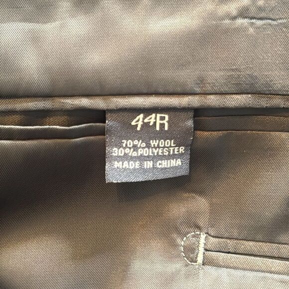 Men’s Perry Ellis Portfolio 2 Piece Gray Formal Suit Size 44 Jacket 36 Pants - Picture 8 of 15